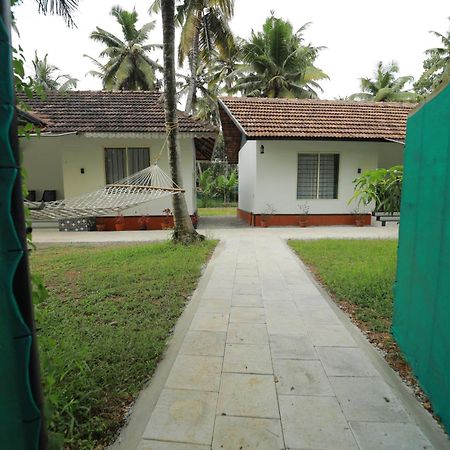 Appartamento Prakruthi Residency Munroeisland Mundrothuruth Esterno foto