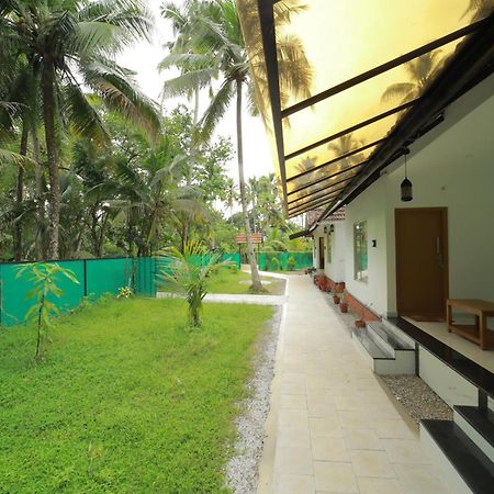 Appartamento Prakruthi Residency Munroeisland Mundrothuruth Esterno foto