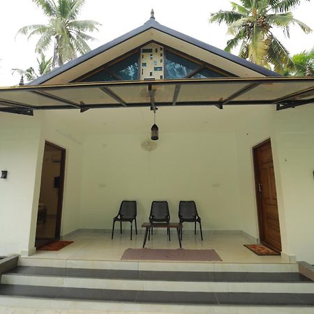 Appartamento Prakruthi Residency Munroeisland Mundrothuruth Esterno foto