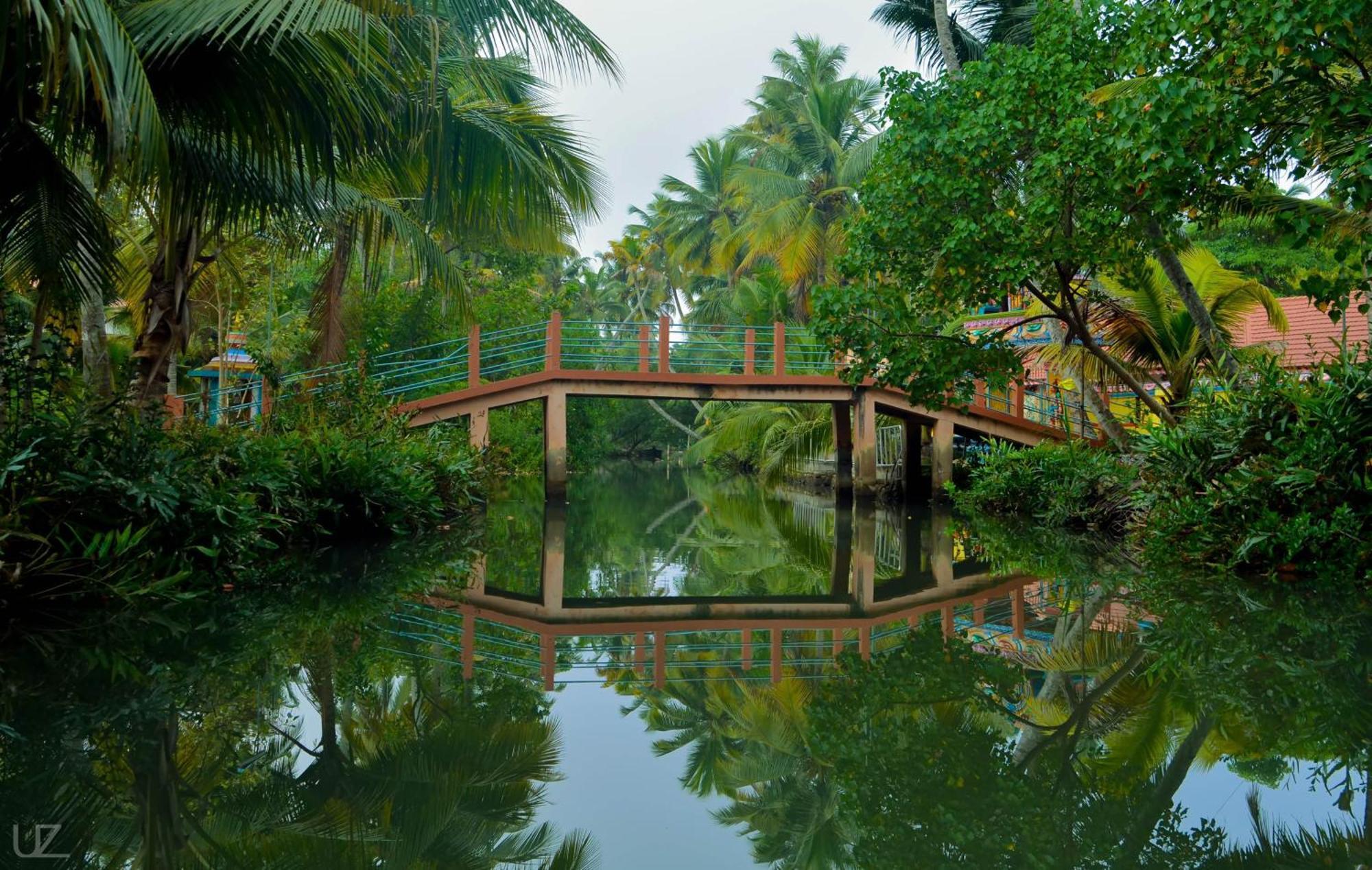 Appartamento Prakruthi Residency Munroeisland Mundrothuruth Esterno foto