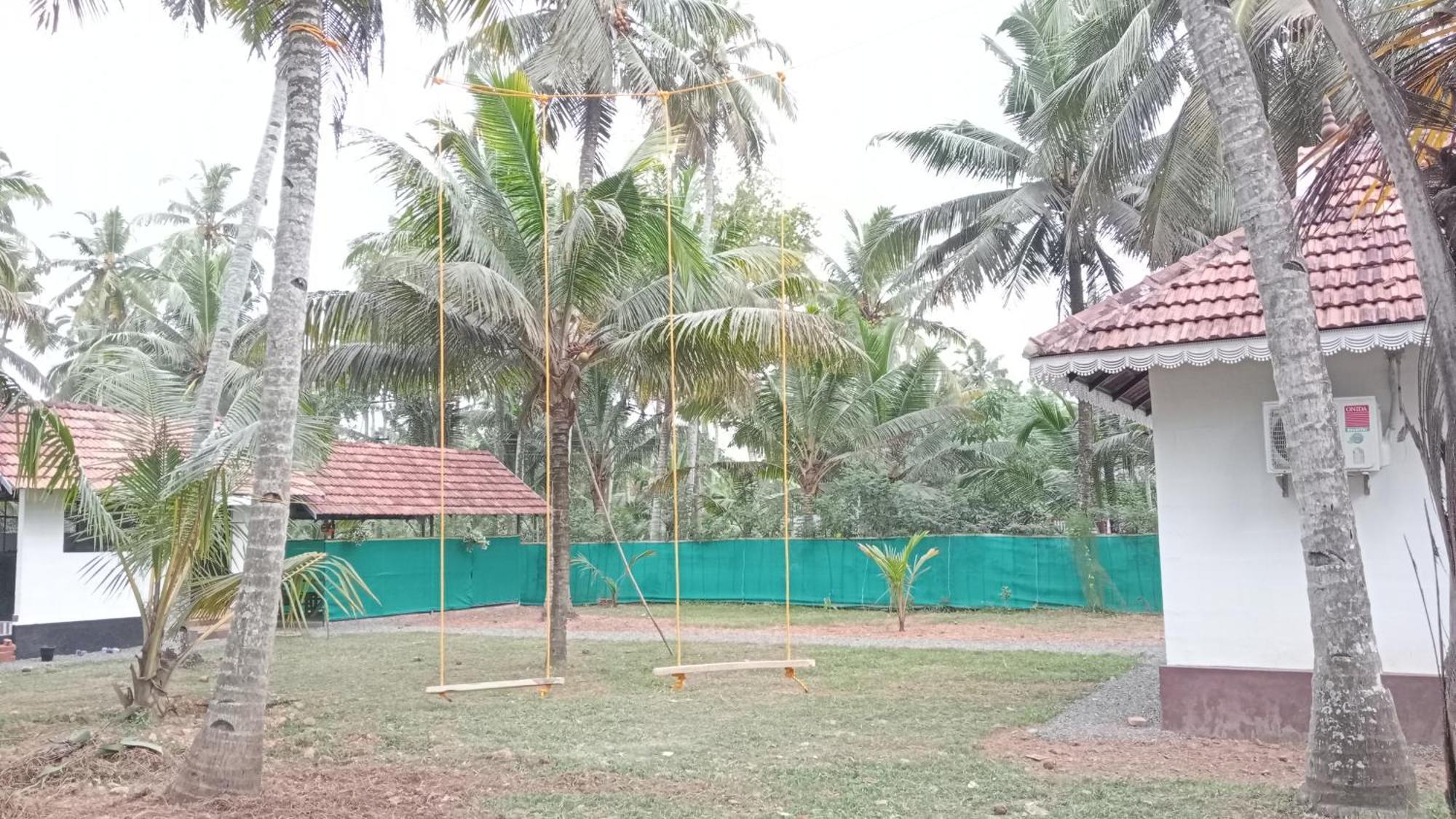 Appartamento Prakruthi Residency Munroeisland Mundrothuruth Esterno foto