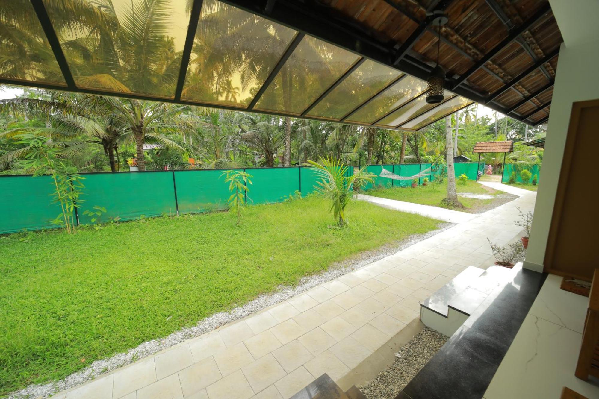 Appartamento Prakruthi Residency Munroeisland Mundrothuruth Esterno foto